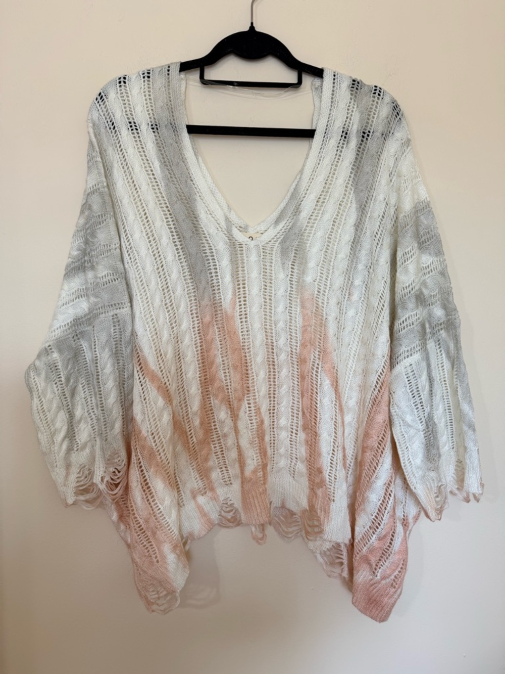 POL Open Knit V-Neck Pullover in White and Peach